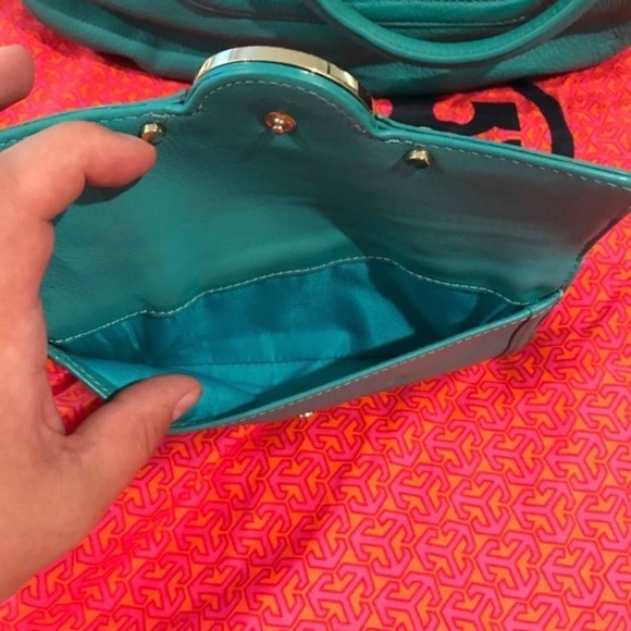 Tory Burch - Picture 3 of 7